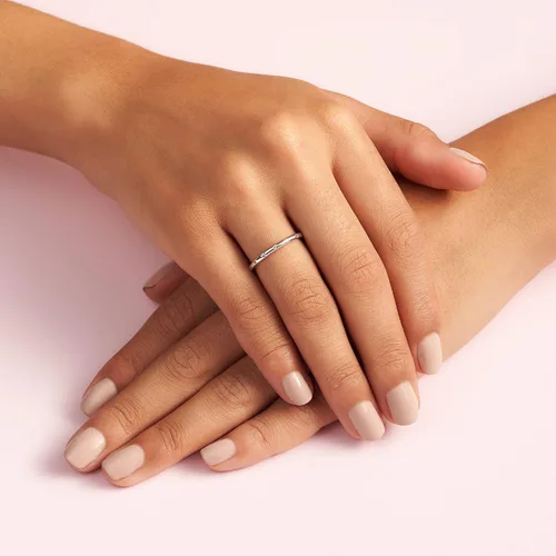Miniatura 5 de PANDORA Jewelry - Anillo de circonita cúbica simple y brillante en plata de ley Metal Zirconia cúbica