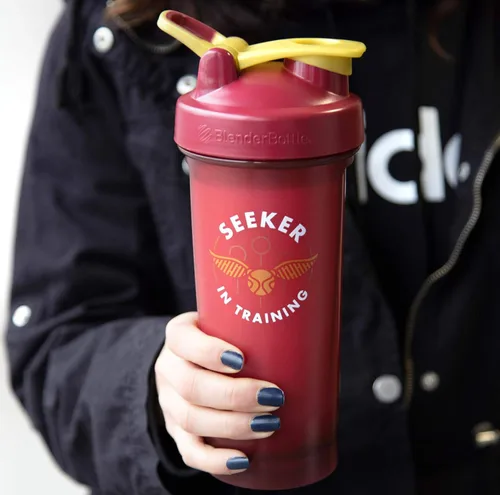 Miniatura 6 de Harry Potter BlenderBottle - Botella agitadora, 28 onzas, Buscador en entrenamiento, bola mezcladora BlenderBall Wisk, mezcla de proteínas en polvo