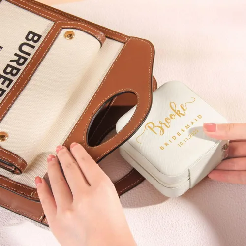 Miniatura 48 de Joyero de regalo para dama de honor, pequeño estuche de viaje personalizado de piel sintética portátil, cajas de propuestas de dama de honor, mini