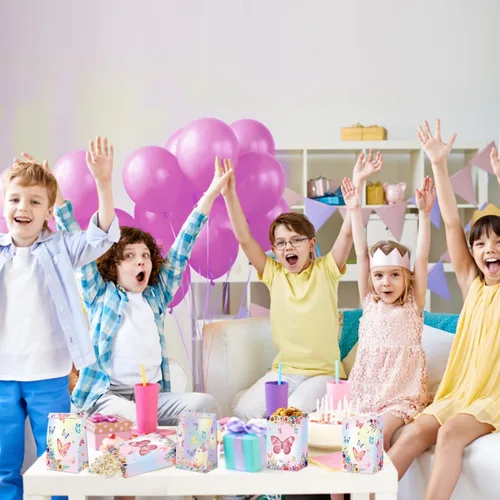 Miniatura 6 de XJLANTTE Paquete de regalo de fiesta de mariposas, 40 bolsas de regalo con calcomanías, bolsas de papel de colores para fiestas de cumpleaños
