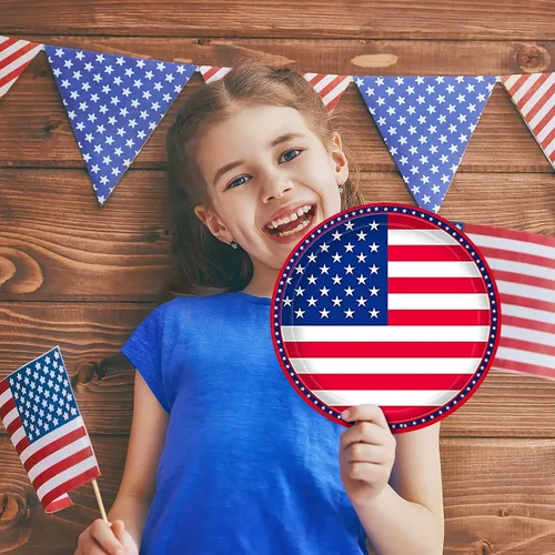 Miniatura 6 de Gatherfun Suministros para Fiestas Patrióticas con Bandera Americana Servilletas Desechables Platos de Papel y Vasos de Papel para el Día