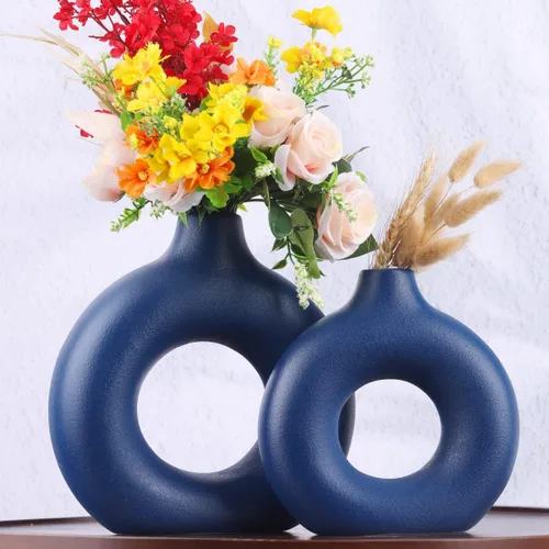 Miniatura 7 de Juego de jarrones de cerámica azul – 2 jarrones circulares de dona para decoración de estilo rústico o de granja, detalles azules modernos para sala