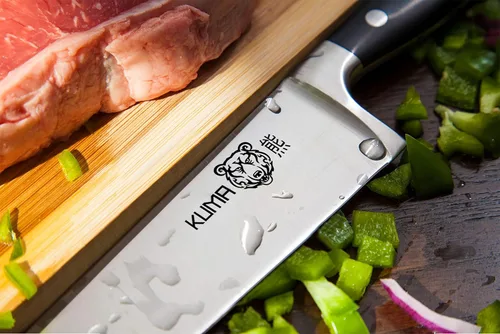 Miniatura 4 de Kuma Chef cuchillo de 8 pulgadas. Corta como un sueño. Mejor cuchillo de chef afiladísimo para tallar, rebanar y cortar en cubos. Mango ergonómico.