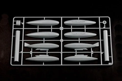 Miniatura 11 de Hobby Boss Kit de construcción de modelo de avión Thunderjet F-84E