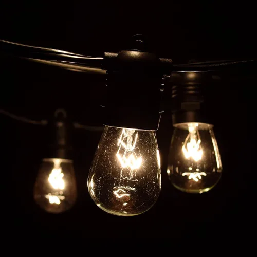 Miniatura 2 de Hometown Evolution, Inc. Cadena de luces comerciales E26 con cable de calibre 16 (S14 bombillas transparentes de 11 W, 100 pies 50 zócalos)