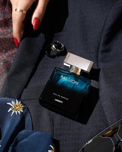 Miniatura 5 de Liberty Set de regalo de perfume de lujo para hombre, Eau De Parfum (EDP), fragancias en aerosol, OudGold y aroma de pasión