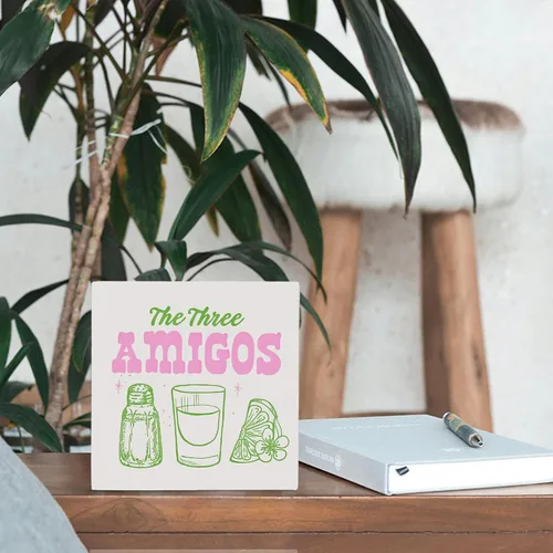 Miniatura 3 de Letrero de madera para bar de cóctel de margarita y tequila de cocina - Regalos modernos para amigos, divertido letrero de cocina de Los Tres Amigos