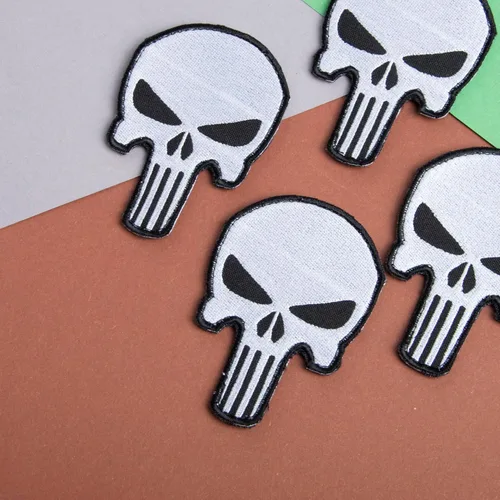 Miniatura 8 de 2 parches de calavera blanca bordados con cierre de gancho y bucle, parche táctico militar moral para mochila, chaleco a prueba de balas, arnés