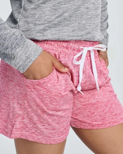 Miniatura 4 de Real Essentials Paquete de 4 pantalones cortos para correr de rendimiento atlético para niñas con cordón y bolsillos