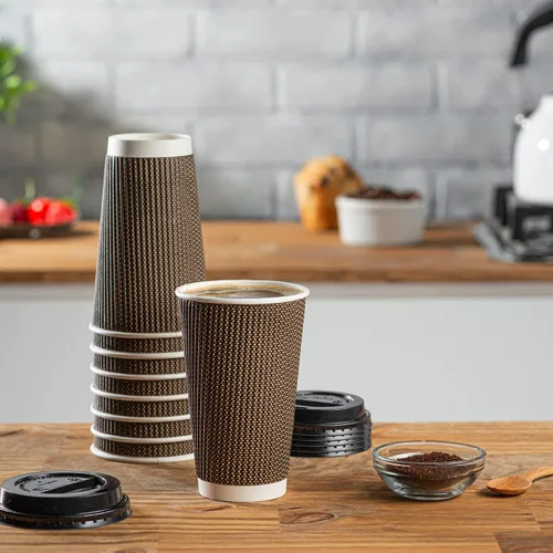 Miniatura 3 de GUSTO 50 juegos de tazas de café caliente de papel ondulado con patrón marrón aislado con tapas, el color de las tapas puede variar, ideal