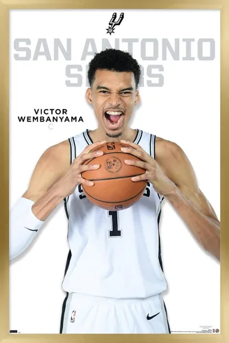 Miniatura 18 de Trends International NBA San Antonio Spurs - Póster de pared de Victor Wembanyama Feature Series 23, 22.4 pulgadas de largo x 14.7 pulgadas, versión