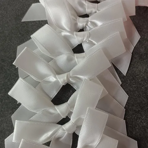 Miniatura 5 de Paquete de 50 lazos blancos para corbata, lazos preatados, lazos de satén de Navidad para bolsas de golosinas, lazos de embalaje para dulces