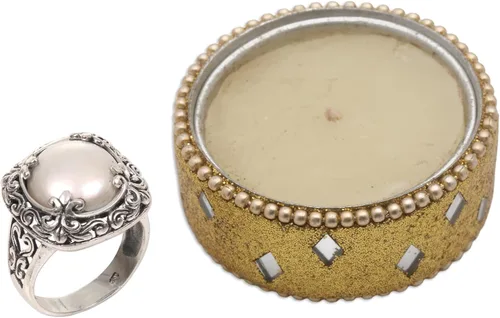 Miniatura 6 de NOVICA Anillo de cóctel artesanal hecho a mano con perlas de agua dulce cultivadas Mabe, plata de ley 925, diseño floral, piedra natal blanca