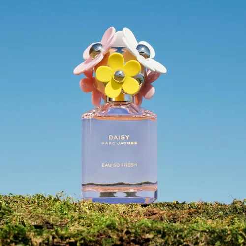 Miniatura 11 de Marc Jacobs Daisy Eau So Fresh Eau de Toilette – Perfume floral fresco para mujer – con notas de frambuesa, rosa silvestre, pomelo y almizcle suave