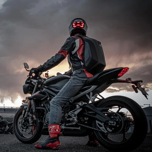 Miniatura 9 de Luz de Casco Brake Free - Luces Inteligentes Inalámbricas para Motocicleta - Luz LED para Casco de Motocicleta Resistente a la Intemperie - Diseño