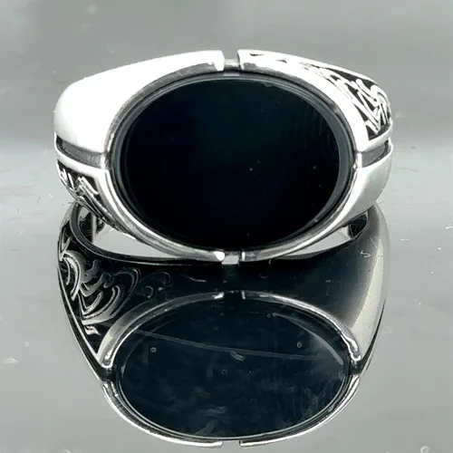 Miniatura 2 de Minimal Black Onyx Signet Ring, Wedding Ring For Men, Oval Onyx Ring, Minimalist Signet Ring, 925k Sterling Silver Ring, Gift For Him
