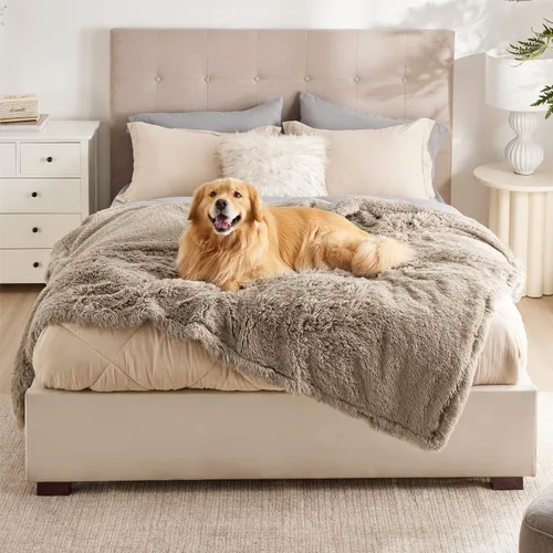 Miniatura 19 de Bedsure Mantas para perros grandes, manta impermeable mullida para perro para protector de sofá y cama, lavable, manta mullida de piel sintética Gris
