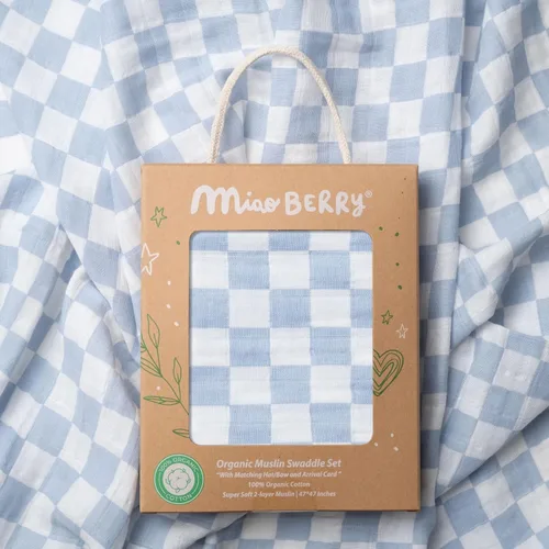 Miniatura 6 de Miaoberry Juego de Arrullo de Muselina a Cuadros, 100% Algodón Orgánico, Azul Niebla, Cuadros, Neutro en Género, con Lazo a Juego, Gorro y Tarjeta