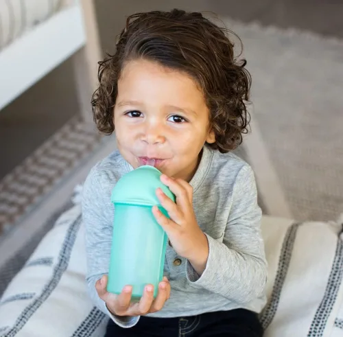 Miniatura 6 de Boon Swig - Taza de silicona para niños pequeños, 9 onzas.