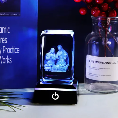 Miniatura 7 de YWHL Figuras de belén de cristal 3D con base colorida grabada con láser, estatuas de la Santa Familia para regalos religiosos para mujeres y hombres