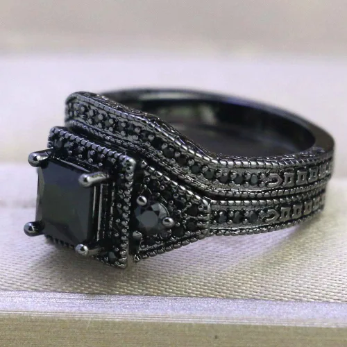 Miniatura 4 de Juego de anillos de boda de acero inoxidable chapado en oro negro con circonita cúbica