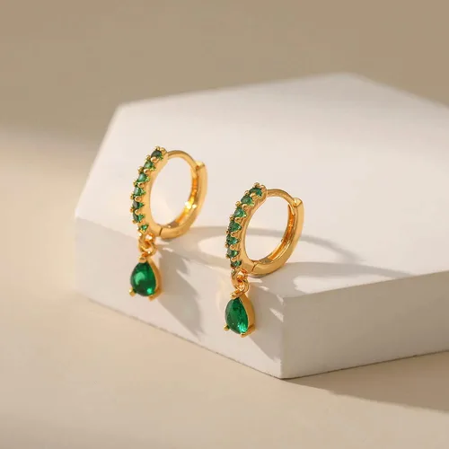 Miniatura 4 de Aretes de aro de oro delicados para mujer chapados en oro real de 18 quilates pequeños aretes de aro de circonita cúbica para hombres joyería