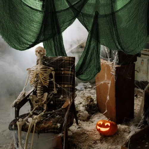 Miniatura 4 de Qtisky Juego de 5 telas de gasa espeluznante de Halloween, tapiz de gasa verde aterrador de Halloween para interiores y exteriores, decoraciones