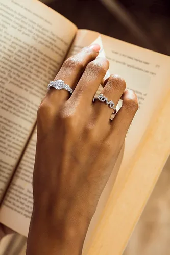 Miniatura 6 de Jewelili Anillo de plata de ley con diamantes redondos y blancos naturales