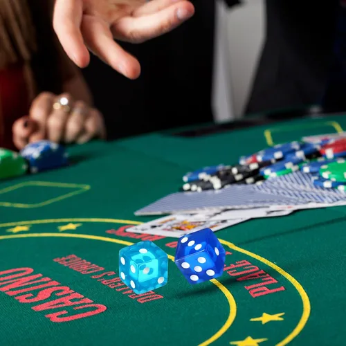 Miniatura 3 de Seenelling Juego de 36 dados de 19 mm estilo casino para Craps, acrílicos y translúcidos D6, cuadrados con bordes redondeados para casino, Craps