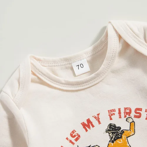 Miniatura 95 de Pañalero para bebé recién nacido, con frase en inglés “Got my mind on my momy”, color gris y blanco, talla 0-18M
