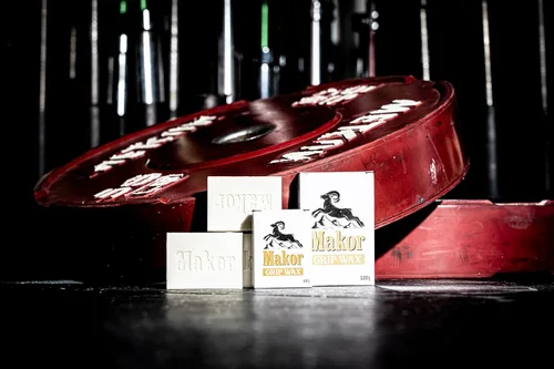 Miniatura 6 de MAKOR GRIPWAX - Barra de dominadas todo en uno con potenciador de agarre de 2.12 oz, anillos, pesas rusas, mancuernas para crossfit, F45, Hyrox