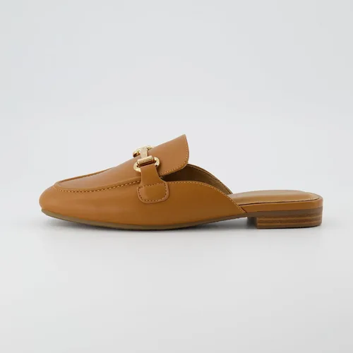 Miniatura 2 de CUSHIONAIRE Sandalias Yates con hebilla para mujer + espuma viscoelástica, anchos disponibles