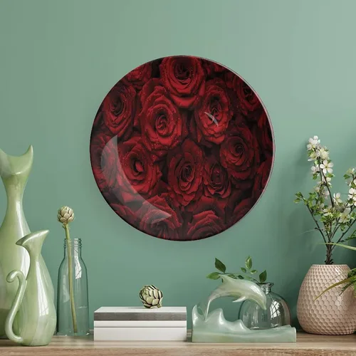 Miniatura 5 de Placa decorativa de 8 pulgadas, artesanía de cerámica roja oscura, rosas rojas con gotas de agua, placa de exhibición de cerámica para adornos Rojo