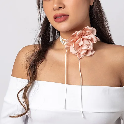 Miniatura 3 de INENIMARTJ Gargantilla de flores, gargantilla de rosa grande, gargantilla de terciopelo con roseta de flores, collar para mujeres y niñas, novia
