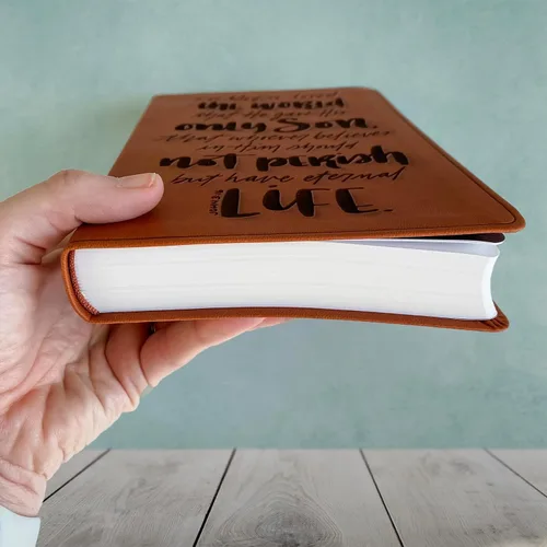 Miniatura 4 de JOY CREATIVE Biblia de impresión grande ESV Personalizado con nombre Diseño personalizado con letras a mano y grabado con láser Regalo