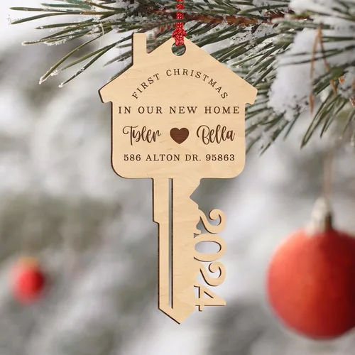 Miniatura 4 de First Christmas in Our New Home, adorno de Navidad personalizado 2025 con tu dirección y nombres, grabado con láser personalizado de madera de 4