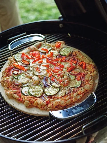Miniatura 11 de Weber Sistema de Barbacoa Gourmet Piedra para Pizza con Soporte Portátil, 16.7" de Largo