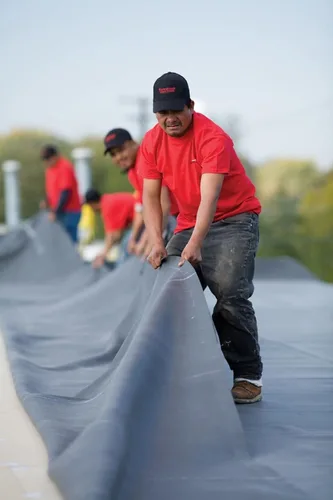 Miniatura 4 de 10' X 10' Firestone RubberGard 45-Mil EPDM - Goma para techos