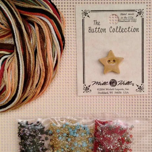 Miniatura 4 de On The Range - Kit de punto de cruz con cuentas Mill Hill Buttons & Beads 2007 Spring MH147106