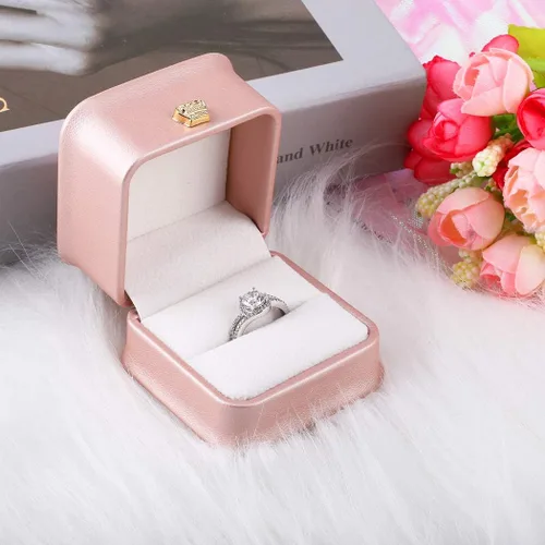 Miniatura 2 de iSuperb Juego de 2 cajas de anillo rosa para propuesta, caja de regalo de compromiso para parejas, caja de regalo de piel sintética, aretes