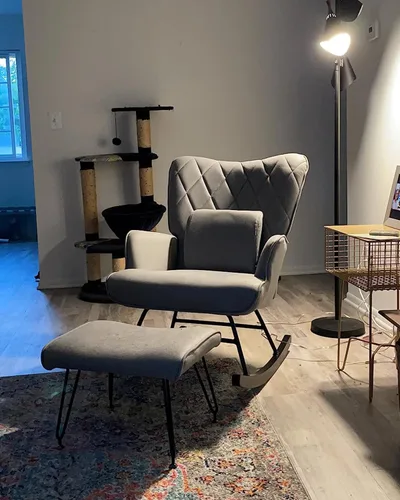 Miniatura 3 de Moderna mecedora tapizada con otomana – Planeador de respaldo alto para guardería, sala de estar o dormitorio – Cómodo sillón con soporte lumbar