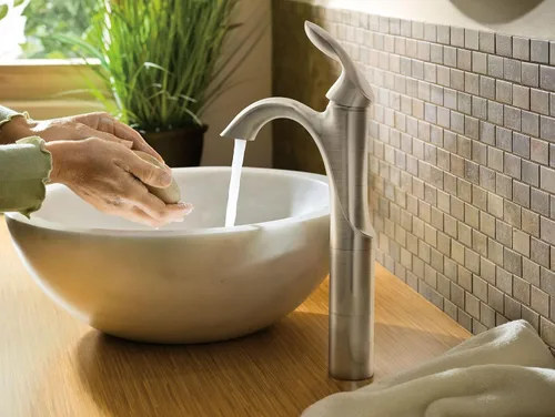 Miniatura 3 de Llave monomando de arco alto Moen Eva, para baño, 6400