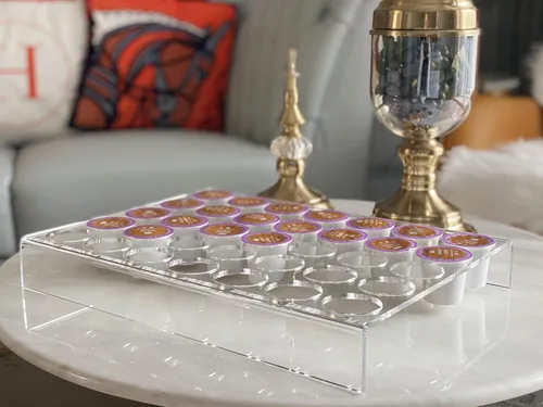 Miniatura 2 de IEEK Paquete de 2 35 ranuras planas para encimera de café, bandeja organizadora de tazas K, organizador de cápsulas de café de acrílico transparente