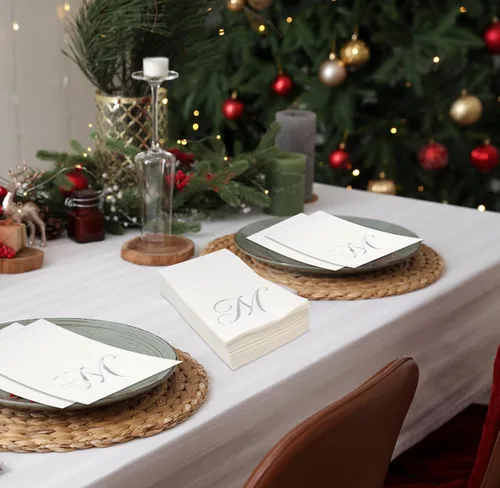 Miniatura 6 de Gift Boutique 100 Servilletas de Papel Desechables con Monograma Plateado sobre Blanco para Invitados, Letra M, Elegante Servilleta de Mano
