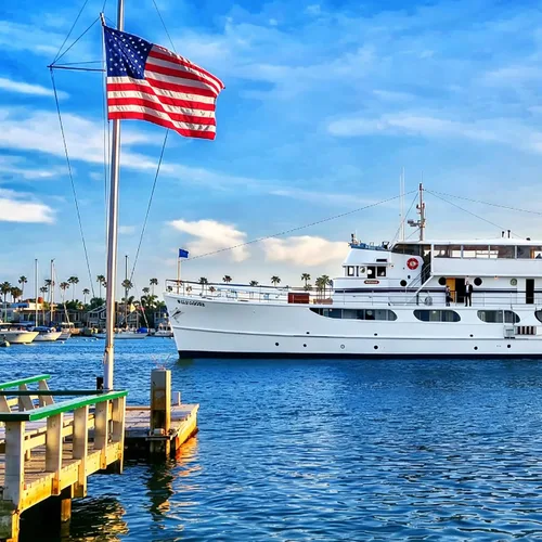 Miniatura 2 de FLAGWIN Bandera estadounidense de 12 x 18 pulgadas para barco, bandera náutica de yate de Estados Unidos con 50 estrellas bordadas, nailon Bandera