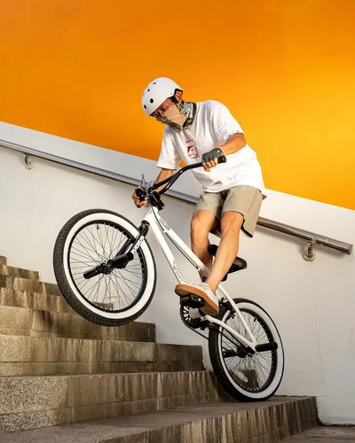 Miniatura 5 de vollsch Bicicletas BMX Freestyle de 18 y 20 pulgadas para adolescentes de 6 a 15 años de edad, niños, niñas, principiantes con palanca, varios Blanco