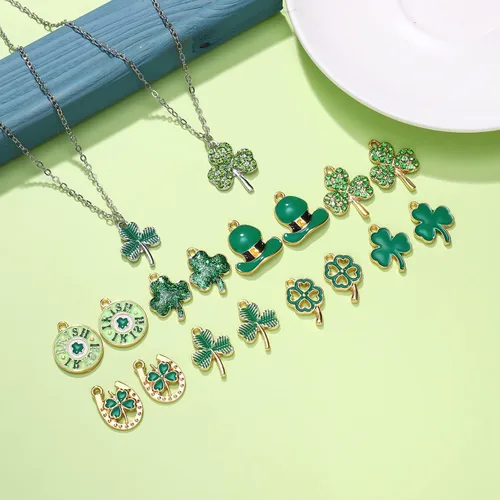Miniatura 4 de 40/80 dijes de trébol del día de San Patricio para hacer joyas, diamantes de imitación esmaltados con sombrero verde y hojas colgantes
