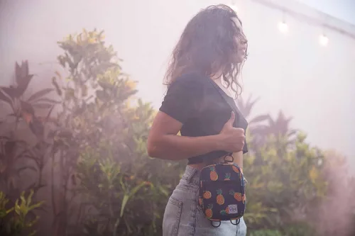 Miniatura 3 de Bolso bandolera para mujeres y hombres, 5 en 1, multiuso de poliéster reciclado, mochila cruzada, Pineapples, Bolso bandolera