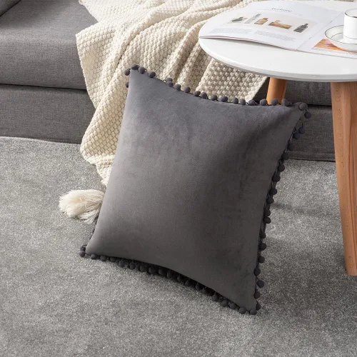 Miniatura 6 de DEZENE Fundas de almohada 18x18 gris oscuro: Paquete de 2 fundas de almohada decorativas cuadradas de terciopelo suave con pompones para decoración