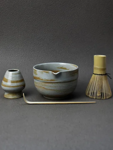 Miniatura 11 de Juego de herramientas de matcha Artcome Premium en negro, incluye tazón de matcha con asa, batidor, soporte, cuchara y manual